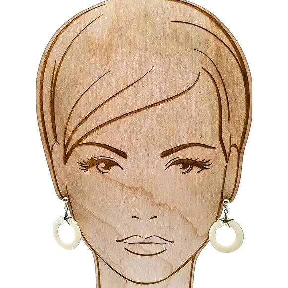 Vintage Star Dangle Drop Earrings, Gold Tone with Cream Enamel Hoop - Picture 3 of 4